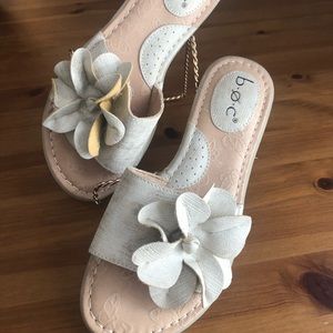 BOC Flower slip on sandles